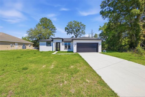 House in Ocala, Florida 4 bedrooms, 155.15 sq.m. № 2096498 - photo 2