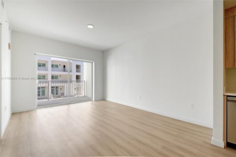 Appartement à louer à Lake Worth, Floride: 1 chambre, 66.89 m2 № 1864547 - photo 5