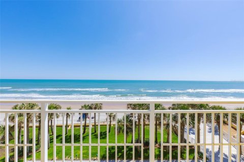 Condo in Daytona Beach, Florida, 3 bedrooms  № 1781057 - photo 12