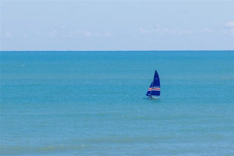 Condo in Daytona Beach, Florida, 3 bedrooms  № 1781057 - photo 13