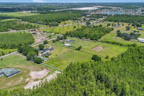 Villa ou maison à vendre à Kissimmee, Floride: 4 chambres, 302.12 m2 № 1389066 - photo 8