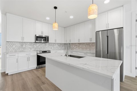 Condominio en venta en Madeira Beach, Florida, 2 dormitorios, 155.8 m2 № 2371665 - foto 13