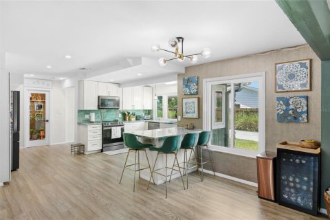 Casa en venta en Nokomis, Florida, 6 dormitorios, 345.22 m2 № 2201703 - foto 8
