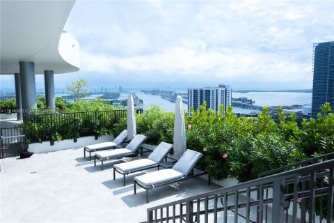 Copropriété à vendre à Miami, Floride: 1 chambre, 69.86 m2 № 1960623 - photo 24