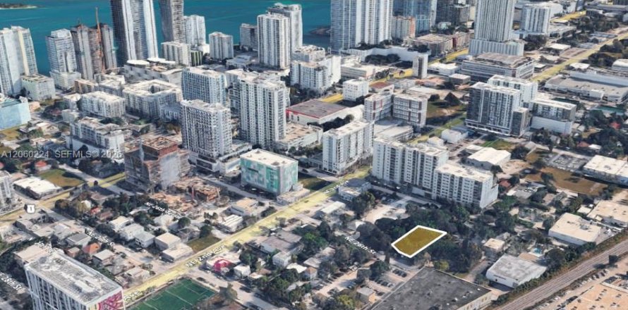 Immobilier commercial à Miami, Floride № 2270934