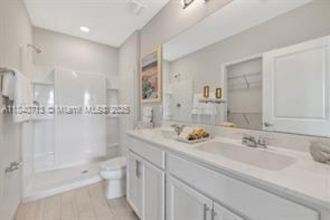 House in St. Lucie, Florida 4 bedrooms № 1831056 - photo 8