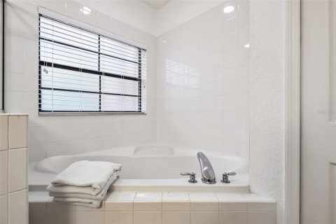 Купить кондоминиум в Киссимми, Флорида 6 комнат, 134.24м2, № 2104603 - фото 24