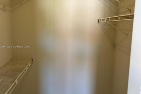 Купить кондоминиум в Майами, Флорида 2 спальни, 82.78м2, № 2025117 - фото 7