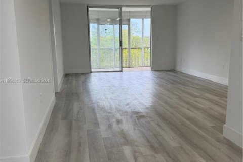 Condo in Aventura, Florida, 1 bedroom № 2090587 - photo 7