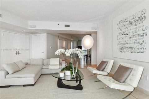 Condominio en alquiler en Miami Beach, Florida, 3 dormitorios, 203.46 m2 № 2043658 - foto 7