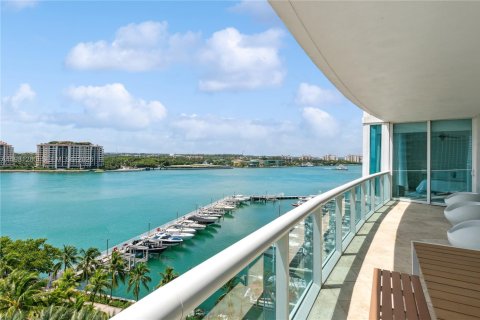 Condominio en alquiler en Miami Beach, Florida, 3 dormitorios, 203.46 m2 № 2043658 - foto 3