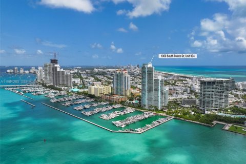 Condominio en alquiler en Miami Beach, Florida, 3 dormitorios, 203.46 m2 № 2043658 - foto 23
