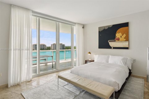 Condominio en alquiler en Miami Beach, Florida, 3 dormitorios, 203.46 m2 № 2043658 - foto 11
