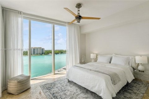 Condominio en alquiler en Miami Beach, Florida, 3 dormitorios, 203.46 m2 № 2043658 - foto 17
