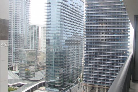 Condo in Miami, Florida, 1 bedroom  № 1864829 - photo 11