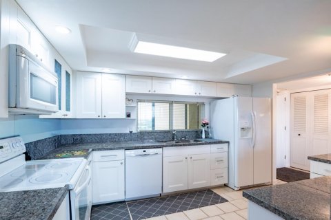 Купить кондоминиум в Уэст-Палм-Бич, Флорида 3 комнаты, 172.33м2, № 2431512 - фото 16