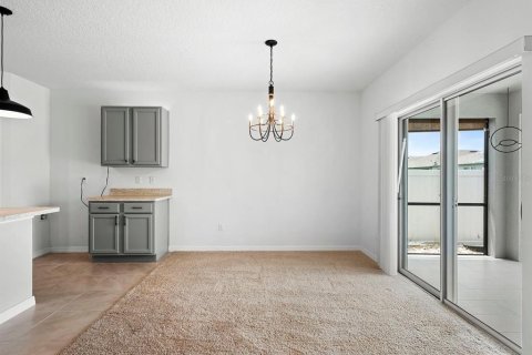 House in Winter Haven, Florida 4 bedrooms, 173.45 sq.m. № 1760407 - photo 20