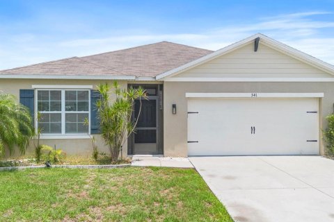 House in Winter Haven, Florida 4 bedrooms, 173.45 sq.m. № 1760407 - photo 4