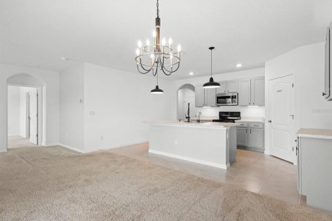 House in Winter Haven, Florida 4 bedrooms, 173.45 sq.m. № 1760407 - photo 22