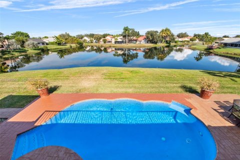 Casa en venta en Davie, Florida, 4 dormitorios, 246.93 m2 № 1997718 - foto 30