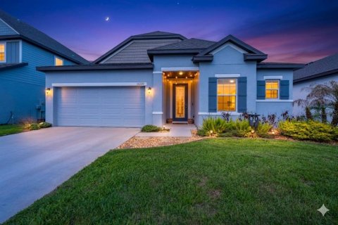 Casa en San Antonio, Florida 4 dormitorios, 183.11 m2 № 2110661