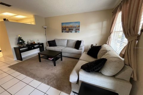 Copropriété à vendre à Palm Harbor, Floride: 1 chambre, 65.68 m2 № 1911425 - photo 4