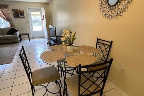 Copropriété à vendre à Palm Harbor, Floride: 1 chambre, 65.68 m2 № 1911425 - photo 13