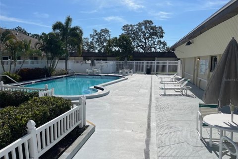 Copropriété à vendre à Palm Harbor, Floride: 1 chambre, 65.68 m2 № 1911425 - photo 30