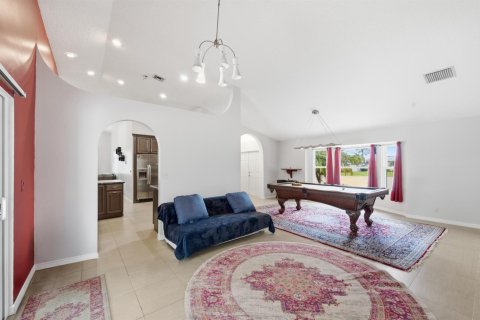 House in Wellington, Florida 3 bedrooms, 191.1 sq.m. № 2256423 - photo 8