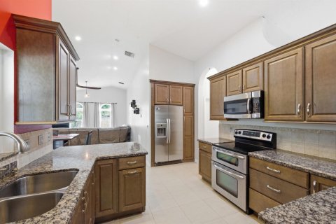House in Wellington, Florida 3 bedrooms, 191.1 sq.m. № 2256423 - photo 3