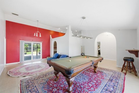 House in Wellington, Florida 3 bedrooms, 191.1 sq.m. № 2256423 - photo 7