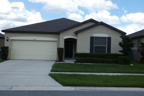 House in Polk City, Florida 3 bedrooms, 132.29 sq.m. № 1880495 - photo 1