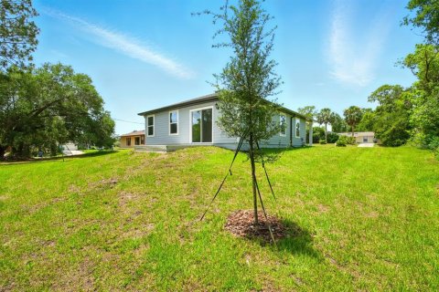 House in Deltona, Florida 3 bedrooms, 108.97 sq.m. № 1778514 - photo 23