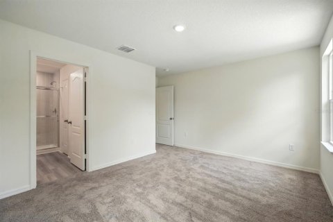 House in Deltona, Florida 3 bedrooms, 108.97 sq.m. № 1778514 - photo 16