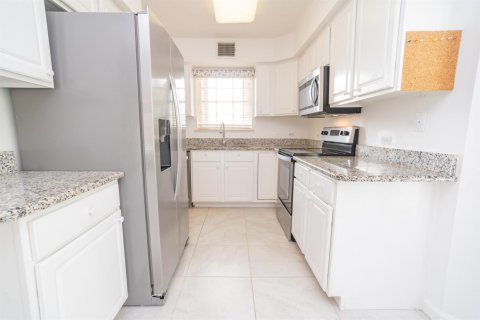 Copropriété à vendre à Vero Beach, Floride: 2 chambres, 109.62 m2 № 2078361 - photo 22