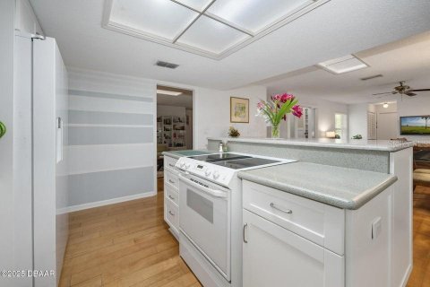 House in Ormond Beach, Florida 3 bedrooms, 212.1 sq.m. № 1796076 - photo 20