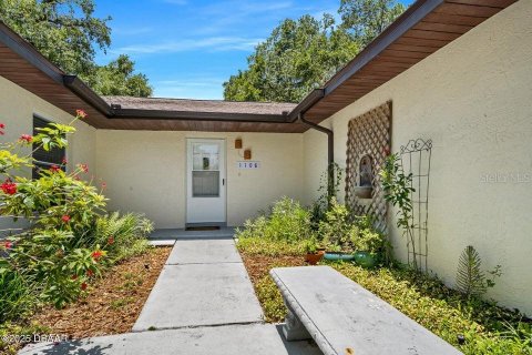 House in Ormond Beach, Florida 3 bedrooms, 212.1 sq.m. № 1796076 - photo 6