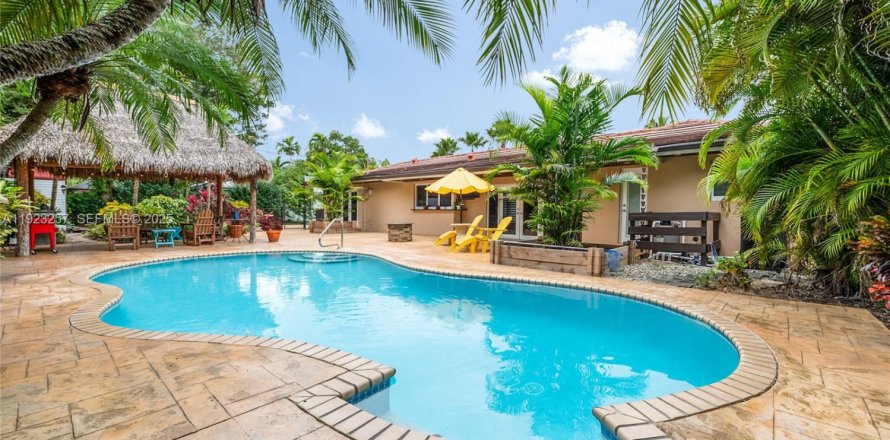 Casa en Palmetto Bay, Florida 3 dormitorios, 176.7 m2 № 1983624