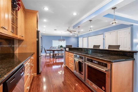 Casa en venta en Palmetto Bay, Florida, 3 dormitorios, 176.7 m2 № 1983624 - foto 6