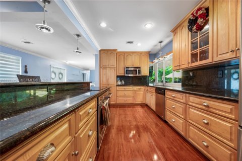 Casa en venta en Palmetto Bay, Florida, 3 dormitorios, 176.7 m2 № 1983624 - foto 5