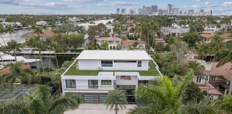 Casa en Fort Lauderdale, Florida 6 dormitorios, 600.52 m2 № 1080727