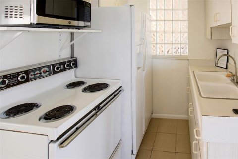 Condominio en venta en Venice, Florida, 2 dormitorios, 80.55 m2 № 1916262 - foto 12