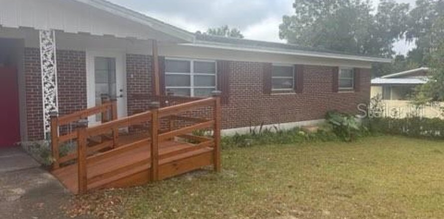 Villa ou maison à DeLand, Floride 3 chambres, 151.06 m2 № 1677646