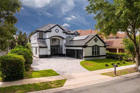 Casa en venta en Orlando, Florida, 5 dormitorios, 580.08 m2 № 1915055 - foto 1