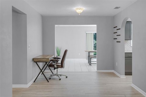 Casa en venta en Largo, Florida, 2 dormitorios, 132.29 m2 № 1782620 - foto 4
