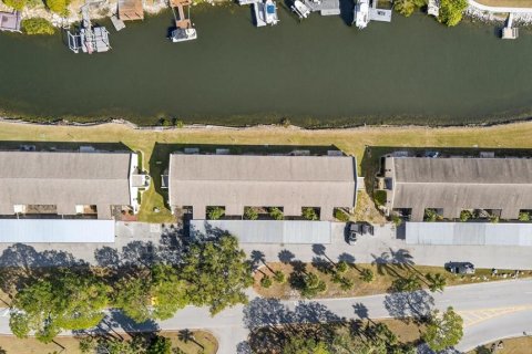 Купить кондоминиум в Нью-Порт-Ричи, Флорида 3 комнаты, 75.81м2, № 2237417 - фото 28