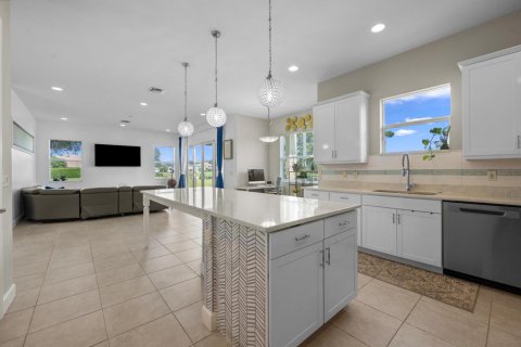 House in Westlake, Florida 4 bedrooms, 286.32 sq.m. № 2392822 - photo 14