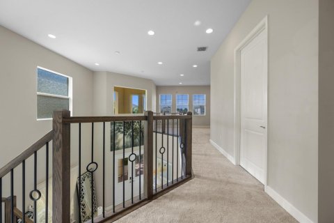 House in Westlake, Florida 4 bedrooms, 286.32 sq.m. № 2392822 - photo 22