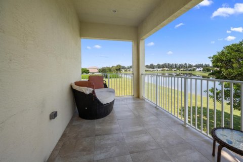 House in Westlake, Florida 4 bedrooms, 286.32 sq.m. № 2392822 - photo 26