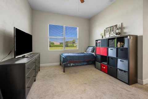 House in Westlake, Florida 4 bedrooms, 286.32 sq.m. № 2392822 - photo 20